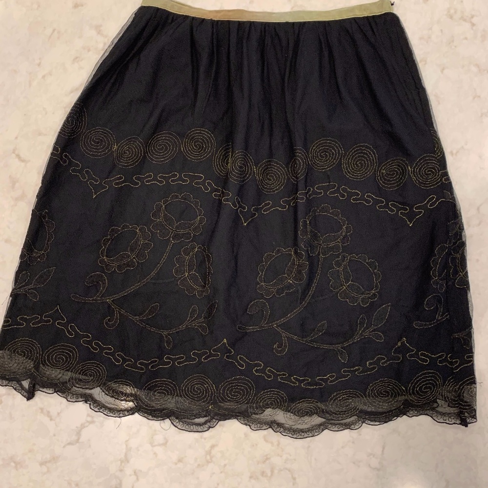 Tulle embroidered midi skirt